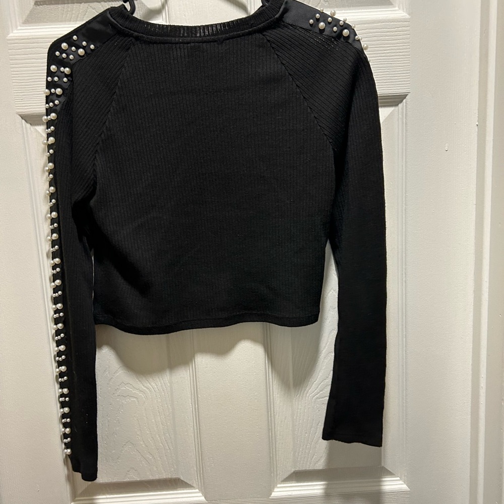Sweater - Picture 2 of 4